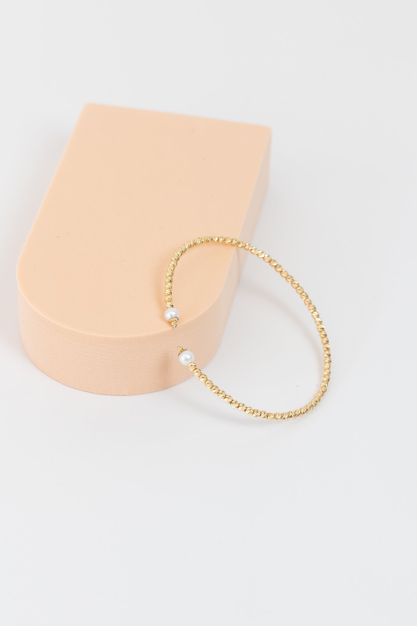 BRACELET | THE PEARL CUFF