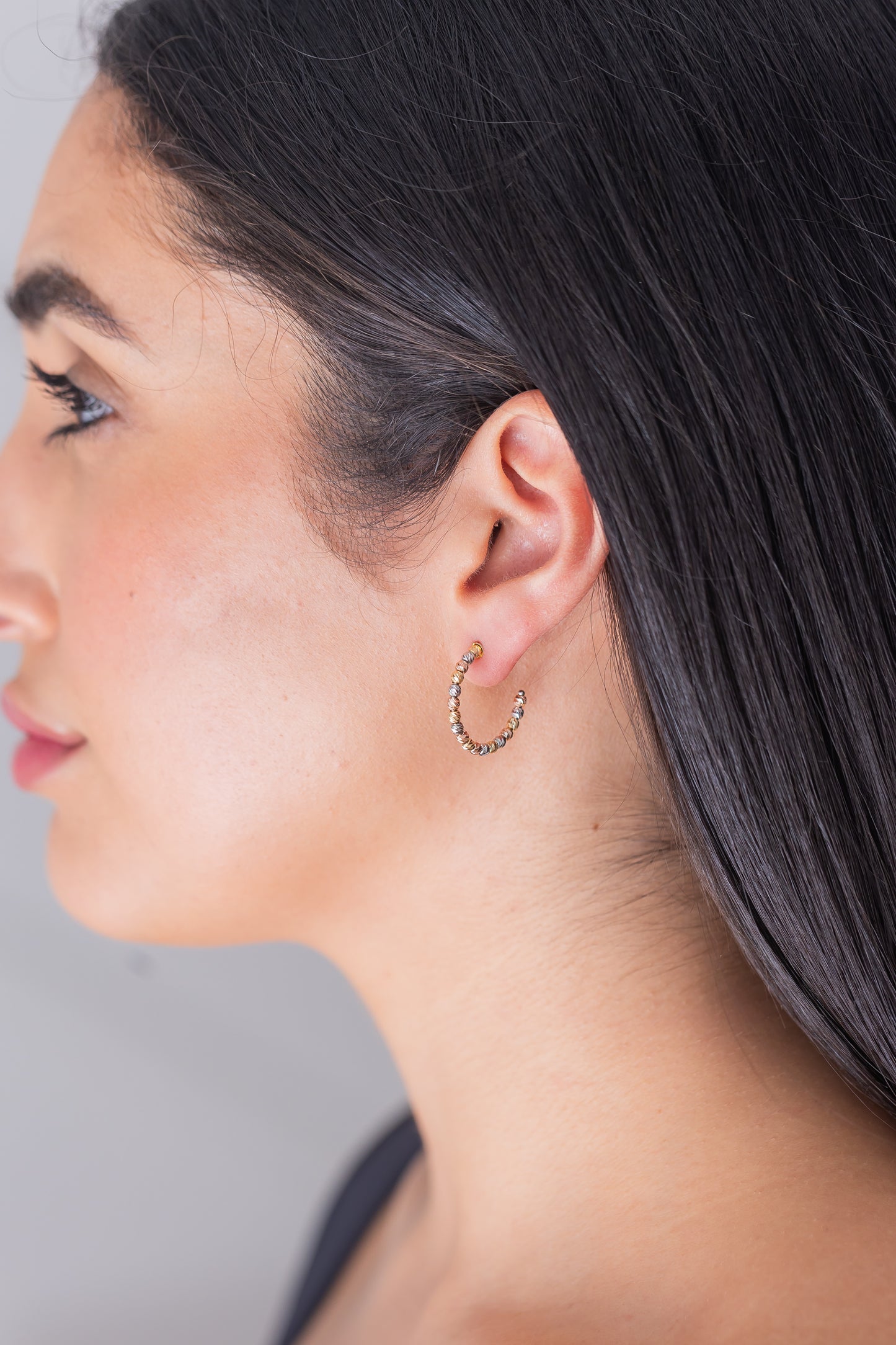 EARRINGS | THE SINGLE HOOP - SMALL